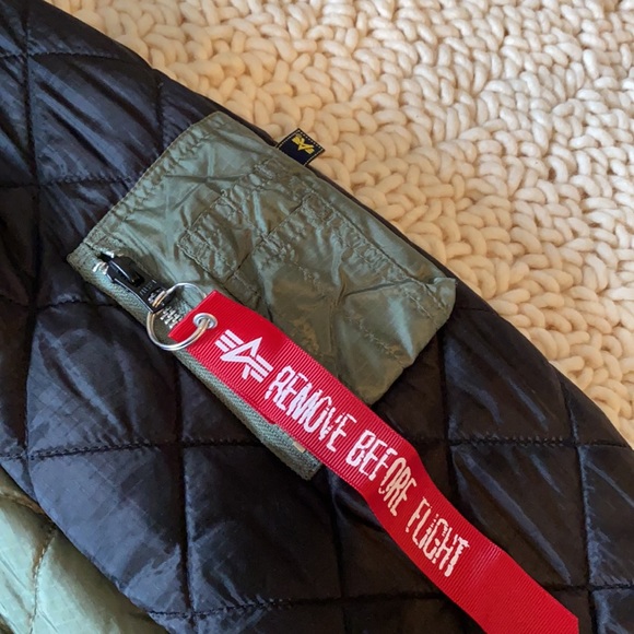 Alpha Industries Quilted Bomber Jacket - Picture 5 of 5